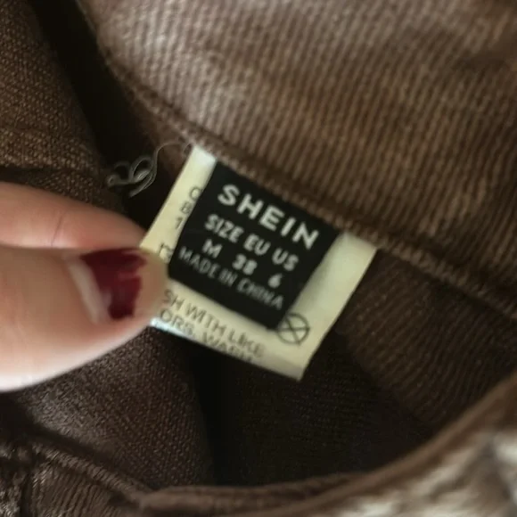 Brown High Waist Cargo Shorts - Picture 3 of 6